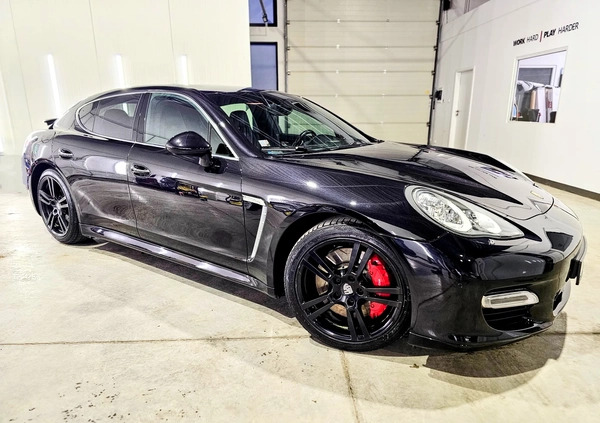 Porsche Panamera cena 166050 przebieg: 135000, rok produkcji 2011 z Toruń małe 137